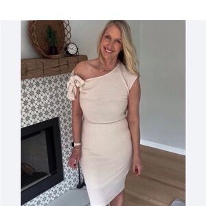 Cupshe Cream Elephant Asymmetrical Ruched One-Shoulder Dress Women’s Size Large